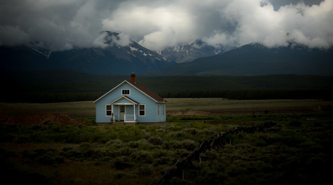 Photo House, Hazards